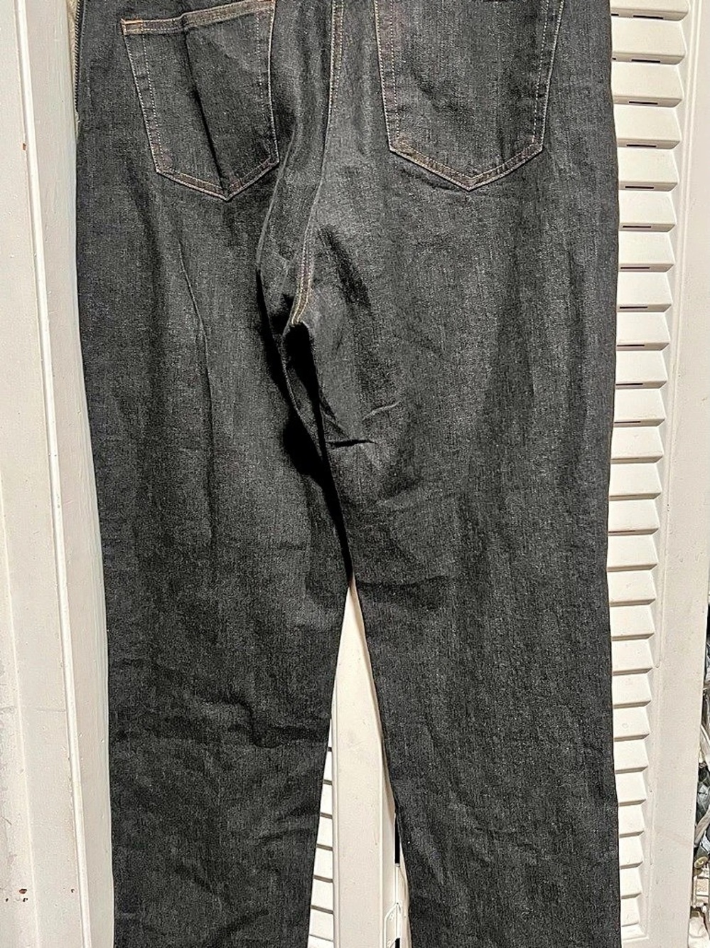 Ann Taylor Straight Leg Jeans in Black Size 12P